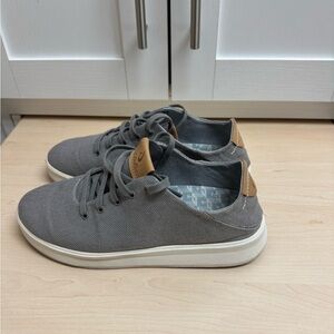 OluKai Sneakers - size 7.5 good condition
